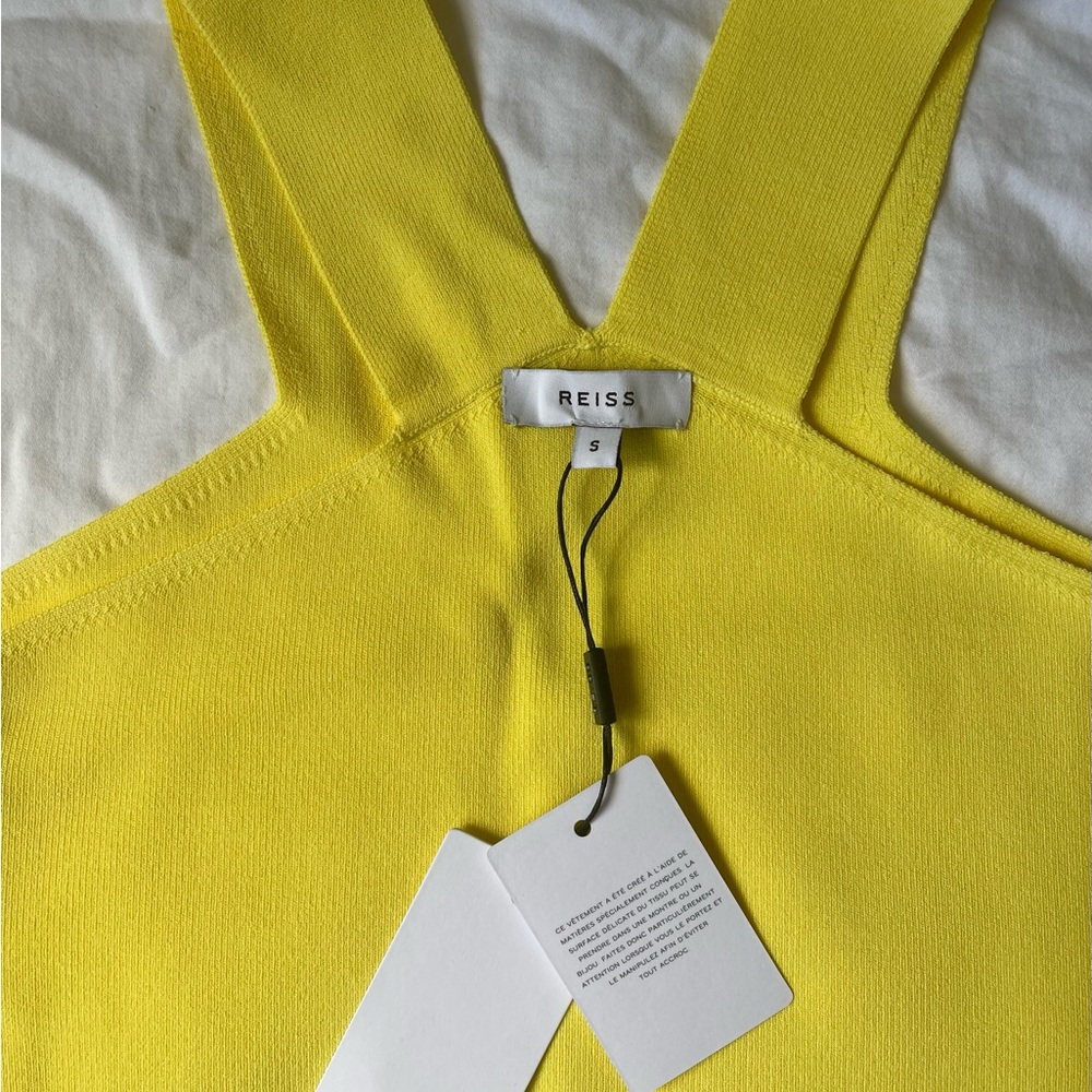 Reiss Knitted Front And Back Sleeveless V-Neck Top. GORGEOUS. Yellow. Size:S - Picture 10 of 15